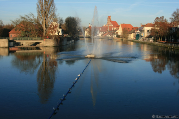 Fontaine in der Isar bei Landshut